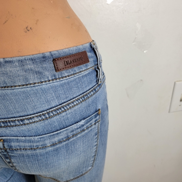 Blank Nyc Fancy That Low Rise Cropped Trumpet Flare Distressed Jeans - Picture 7 of 10